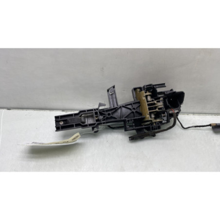 Poignee porte arriere droit BMW SERIE 1 E87