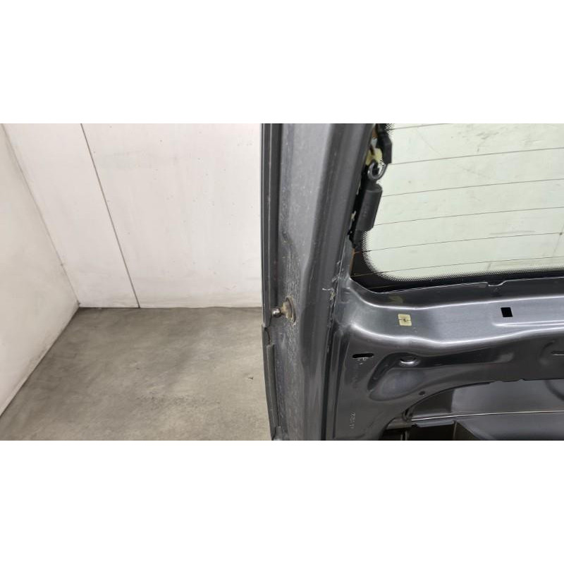 Malle/Hayon arriere SKODA YETI Photo n°7