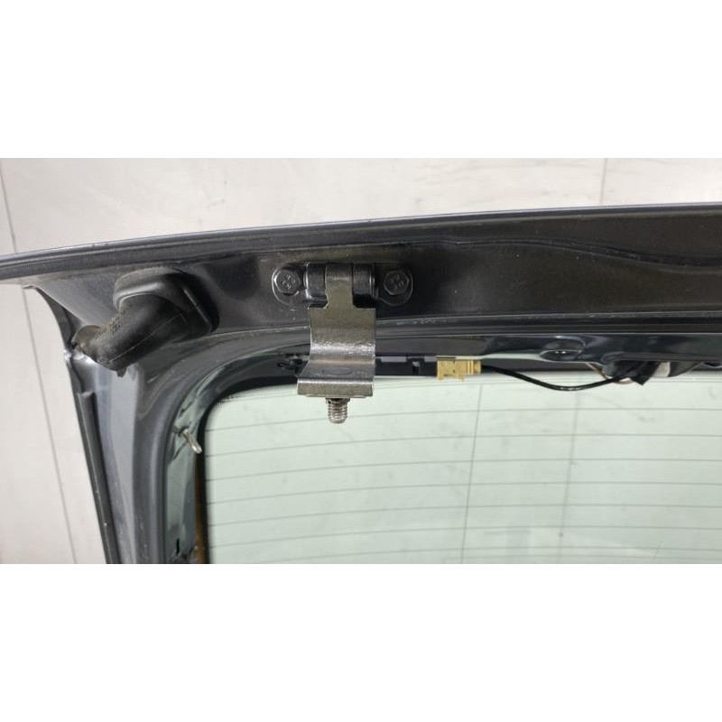Malle/Hayon arriere SKODA YETI Photo n°9