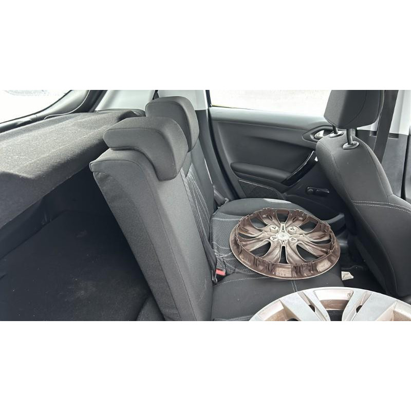 Volant PEUGEOT 208 1 Photo n°16