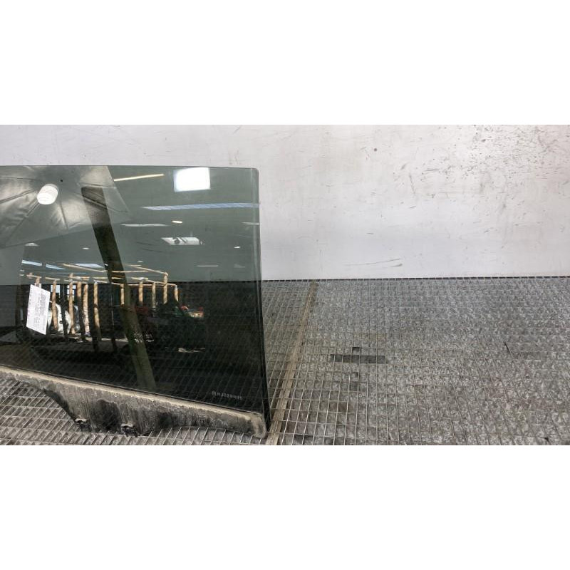 Vitre arriere droit CITROEN C4 GRAND PICASSO 2 Photo n°3