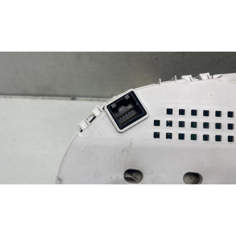 Compteur HYUNDAI SANTA FE 2 Photo n°8
