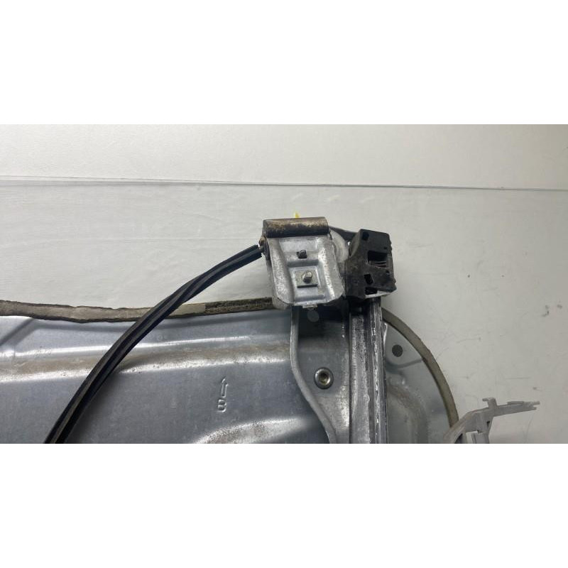 Leve vitre electrique avant gauche HYUNDAI SANTA FE 2 Photo n°10