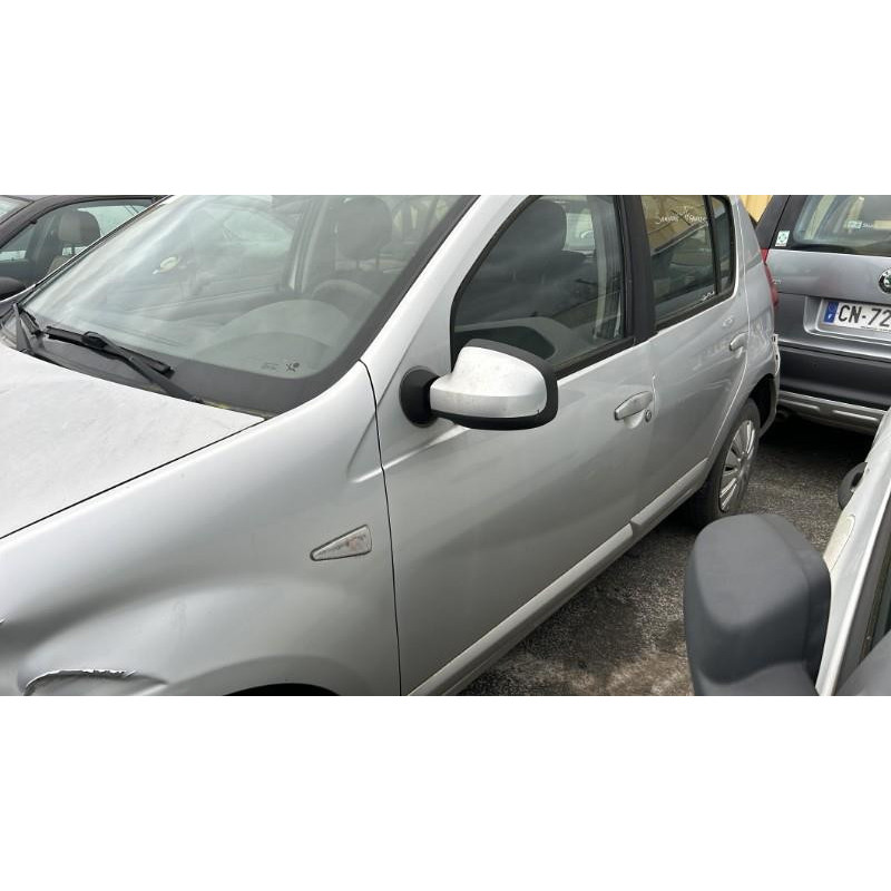 Capot DACIA SANDERO 1 Photo n°17