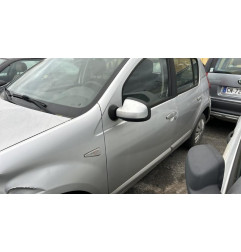 Serrure avant droit DACIA SANDERO 1