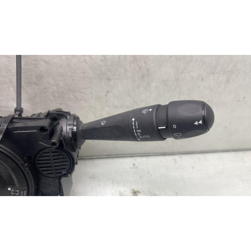 Com (Bloc Contacteur Tournant+Commodo Essuie Glace+Commodo Phare) CITROEN C4 CACTUS Photo n°6