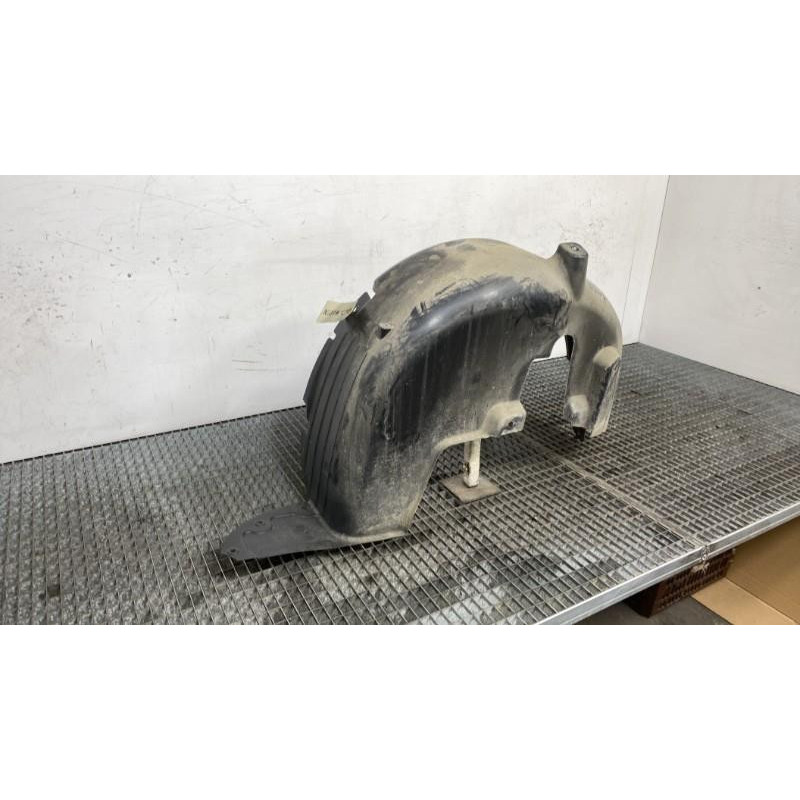 Pare boue arriere gauche CITROEN C4 CACTUS Photo n°3
