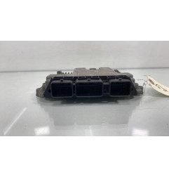 Calculateur moteur PEUGEOT 206