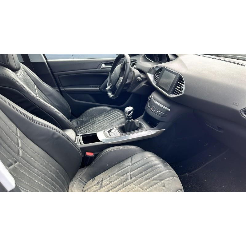 Vitre arriere droit PEUGEOT 308 2 Photo n°16