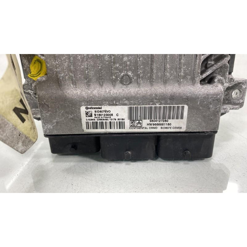 Calculateur moteur PEUGEOT 308 2 Photo n°2
