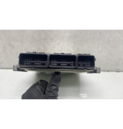 Calculateur moteur RENAULT CLIO 4
