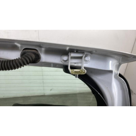 Malle/Hayon arriere RENAULT CLIO 3 Photo n°1