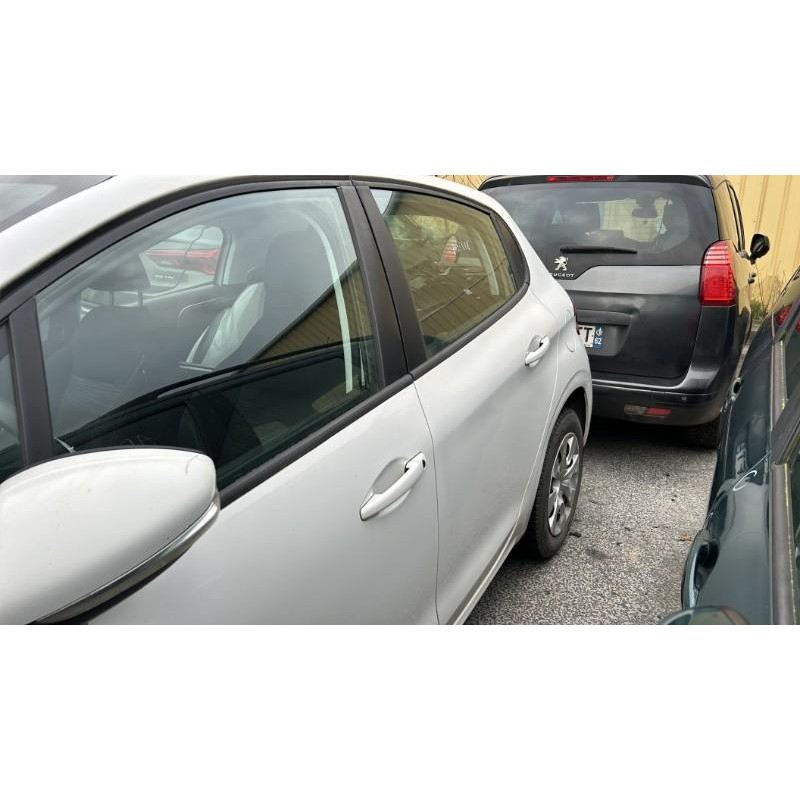 Boitier BSI PEUGEOT 208 1 Photo n°7