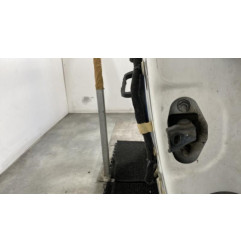 Porte avant gauche PEUGEOT 208 1