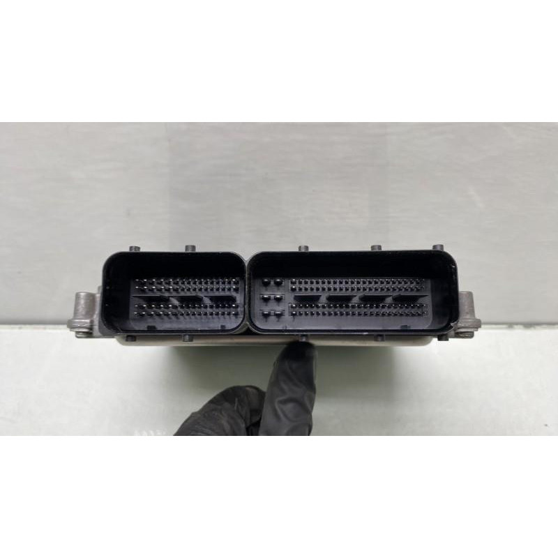 Calculateur moteur VOLKSWAGEN POLO 5 Photo n°5