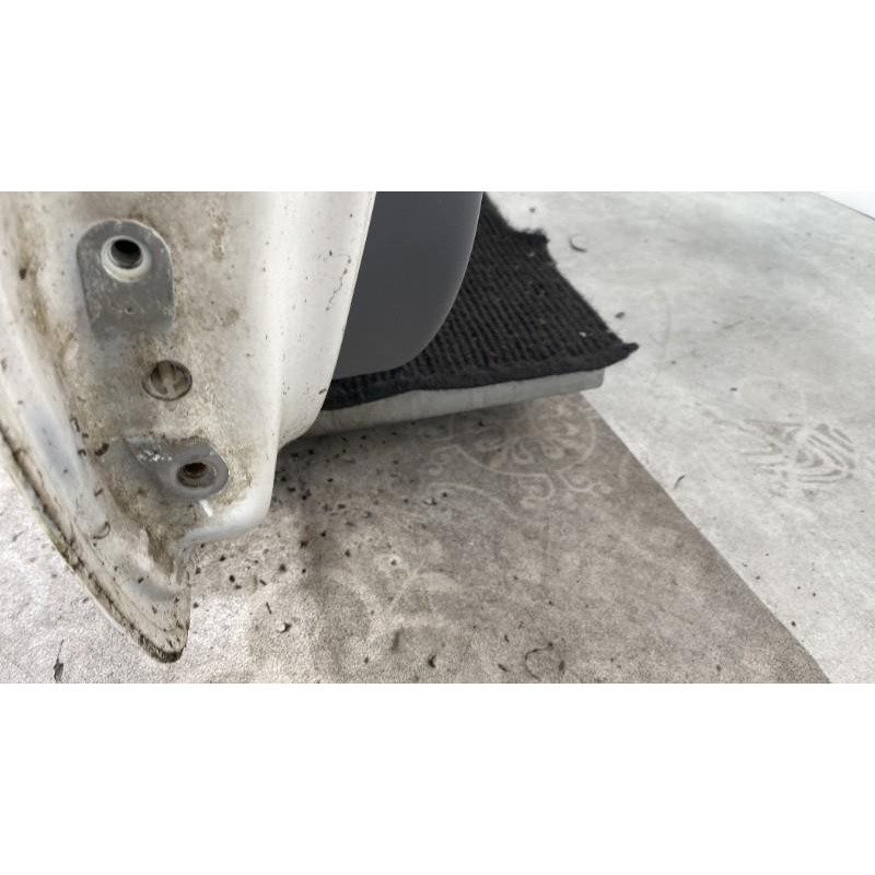 Porte avant droit PEUGEOT 107 Photo n°4
