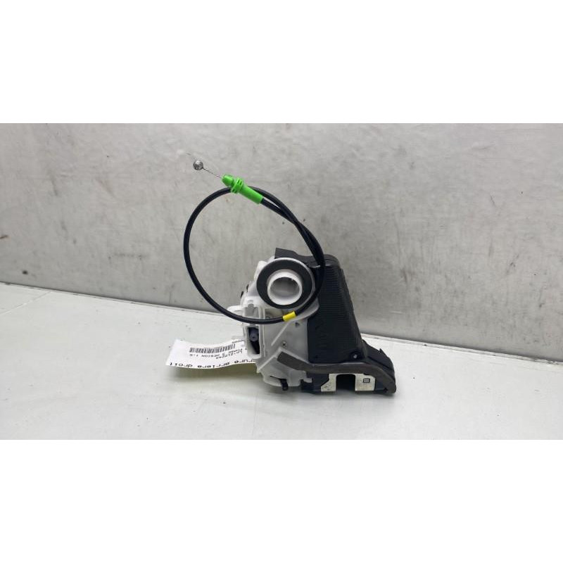 Serrure arriere droit TOYOTA YARIS 3 Photo n°4