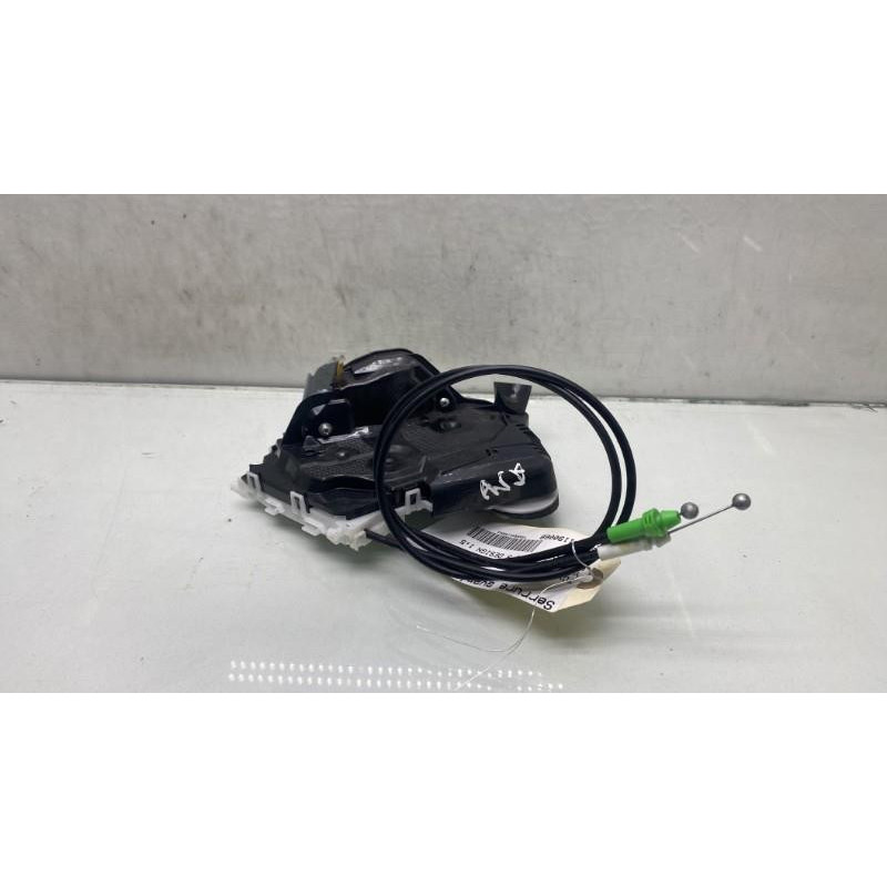 Serrure avant droit TOYOTA YARIS 3 Photo n°4