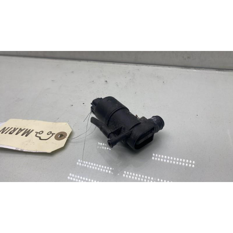 Pompe lave glace arriere TOYOTA YARIS 3 Photo n°3