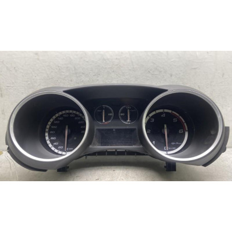 Compteur ALFA ROMEO GIULIETTA 2 Photo n°1