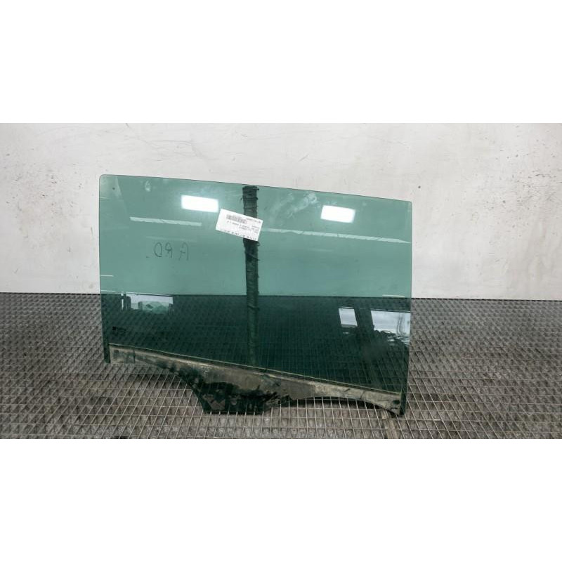 Vitre arriere droit OPEL ZAFIRA TOURER C Photo n°3