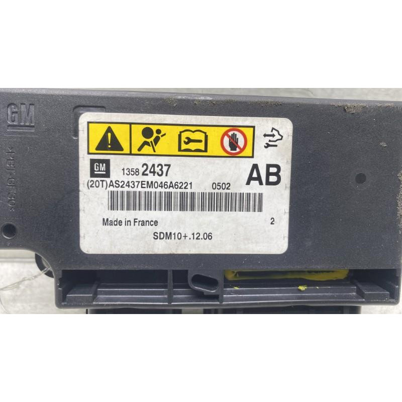Boitier air bag OPEL ZAFIRA TOURER C Photo n°4