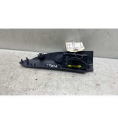 Interrupteur de leve vitre arriere gauche OPEL ZAFIRA TOURER C