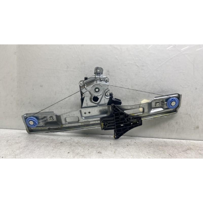 Leve vitre electrique arriere droit OPEL ZAFIRA TOURER C Photo n°1