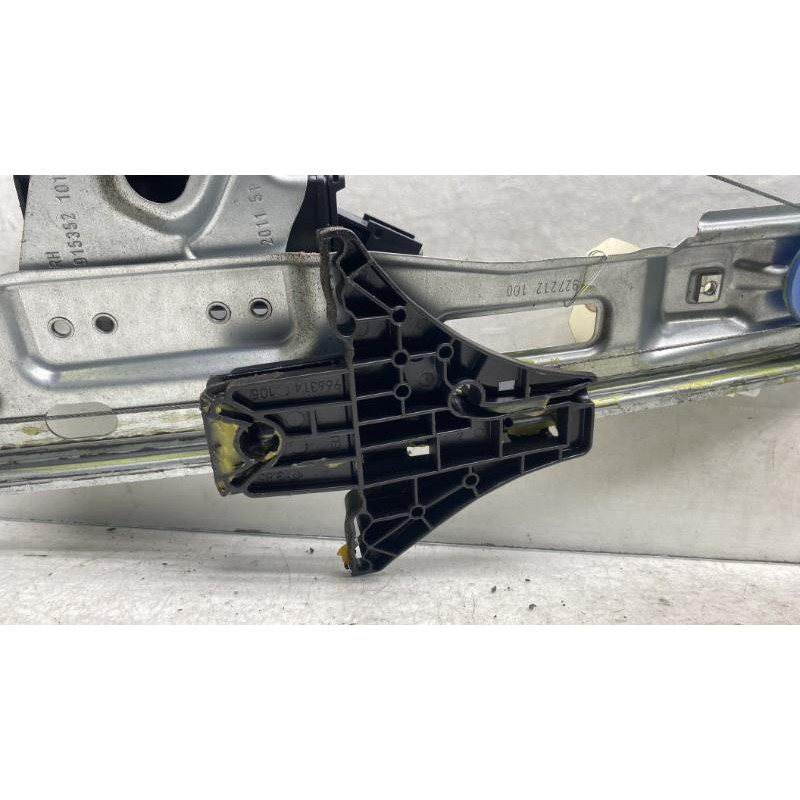 Leve vitre electrique arriere droit OPEL ZAFIRA TOURER C Photo n°5
