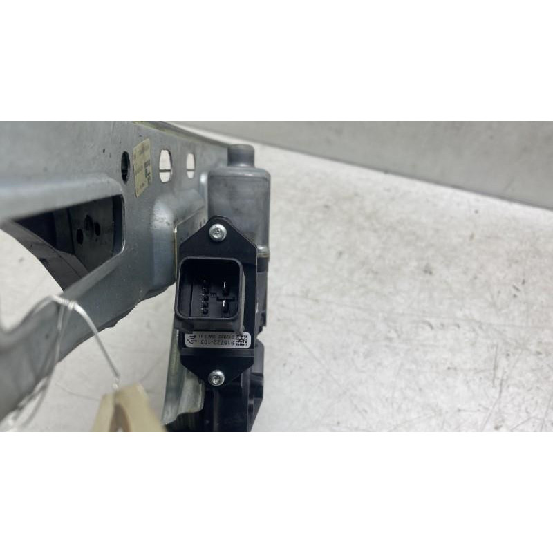 Leve vitre electrique arriere gauche OPEL ZAFIRA TOURER C Photo n°5