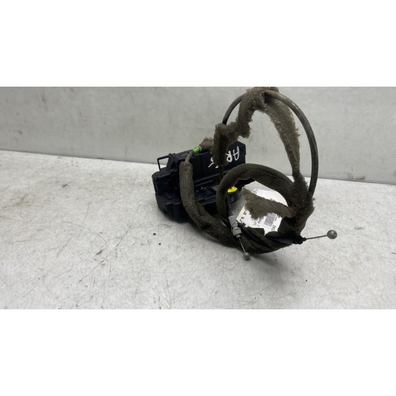 Serrure arriere gauche NISSAN QASHQAI 1 Photo n°4
