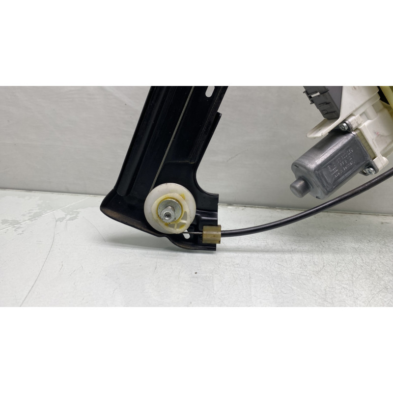 Leve vitre electrique arriere gauche CITROEN C6 Photo n°6