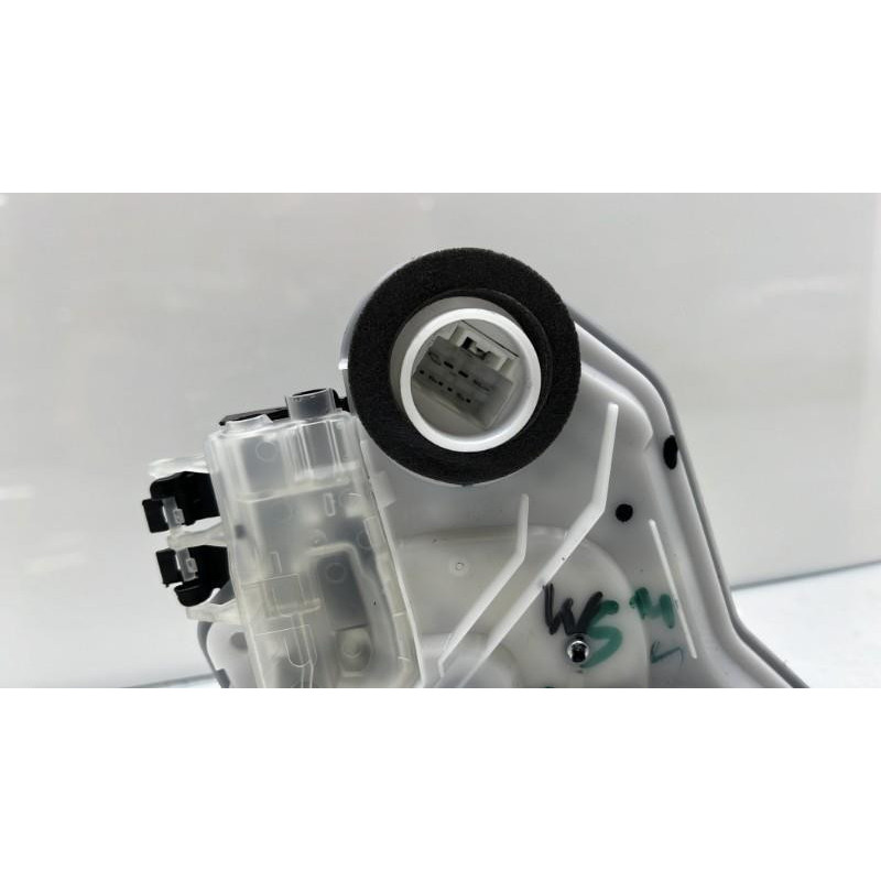 Serrure arriere droit PEUGEOT 108 Photo n°8