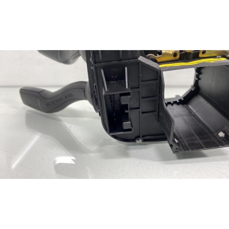 Support commodo (commutateur) AUDI A4 2 Photo n°6
