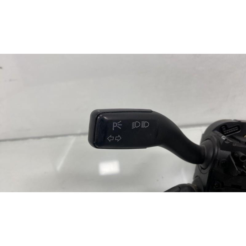 Support commodo (commutateur) AUDI A4 2 Photo n°9