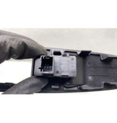Interrupteur de leve vitre arriere droit CITROEN C6