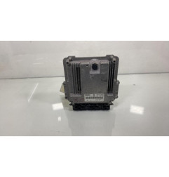 Calculateur moteur RENAULT TRAFIC 2