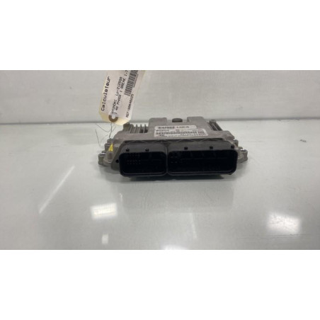 Calculateur moteur HYUNDAI I 40