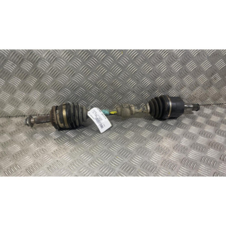 Cardan gauche (transmission) HYUNDAI I 40