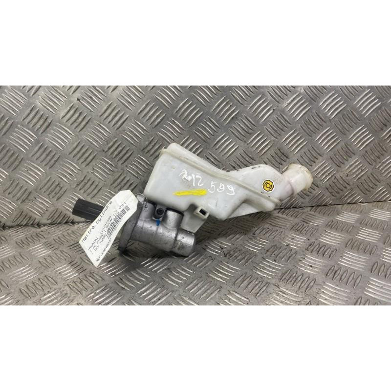 Maitre cylindre (freinage) HYUNDAI I 40 Photo n°1