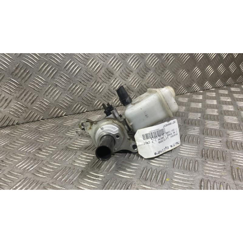 Maitre cylindre (freinage) HYUNDAI I 40 Photo n°3