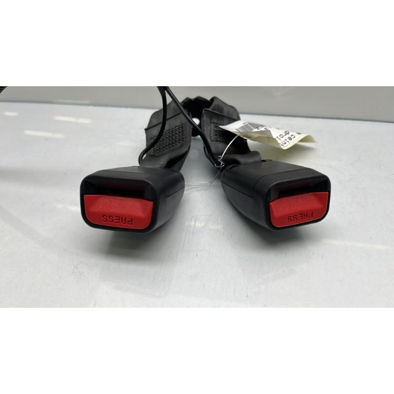Attache ceinture arriere droit KIA SOUL 1 Photo n°4