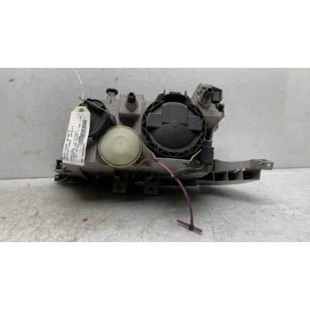 Optique avant principal droit (feux)(phare) MERCEDES CLASSE C 202