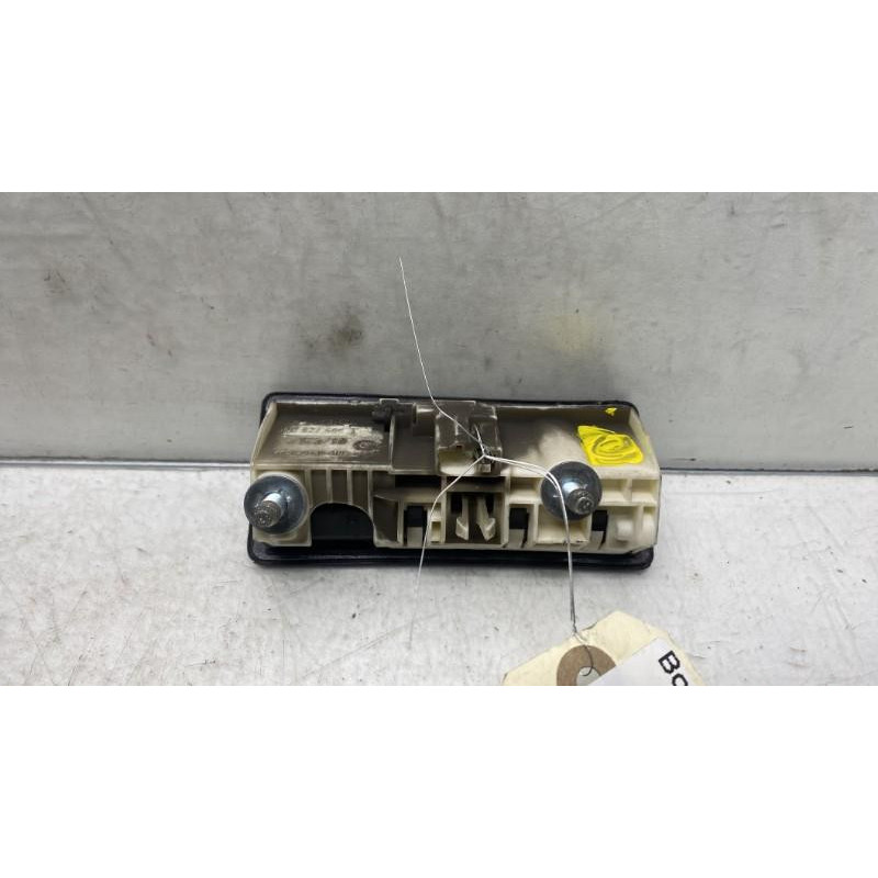 Bouton de coffre AUDI A3 3 LIMOUSINE Photo n°3