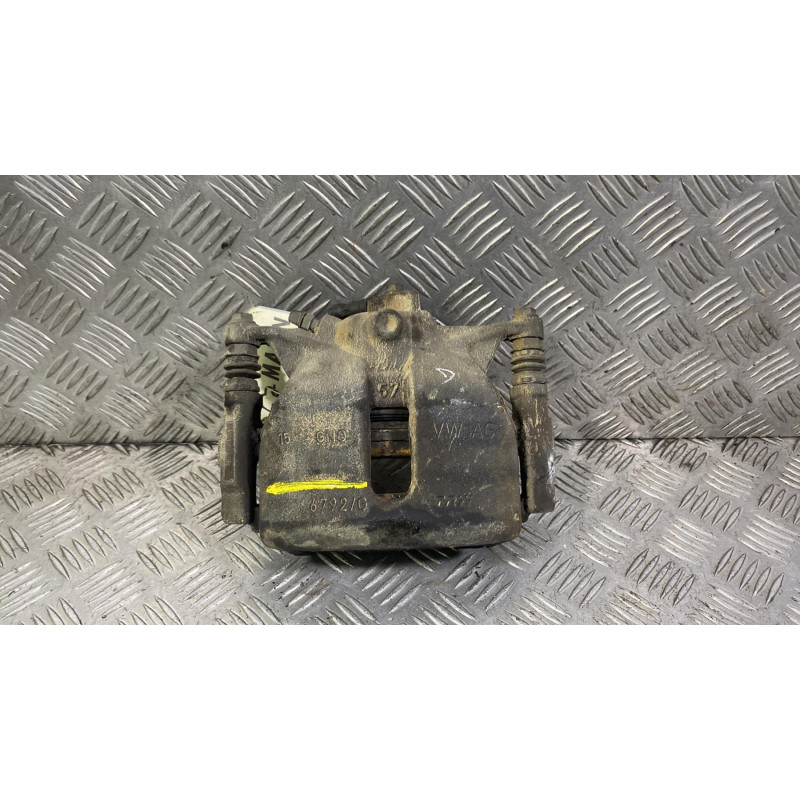 Etrier avant droit (freinage) VOLKSWAGEN GOLF 7 Photo n°1