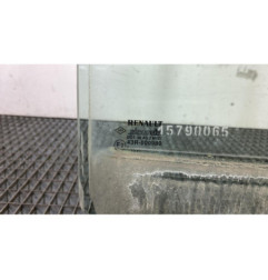Vitre arriere droit RENAULT MEGANE 1