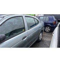 Vitre arriere droit RENAULT MEGANE 1