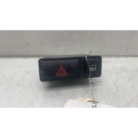 Bouton de warning BMW Z4 E85 Photo n°1