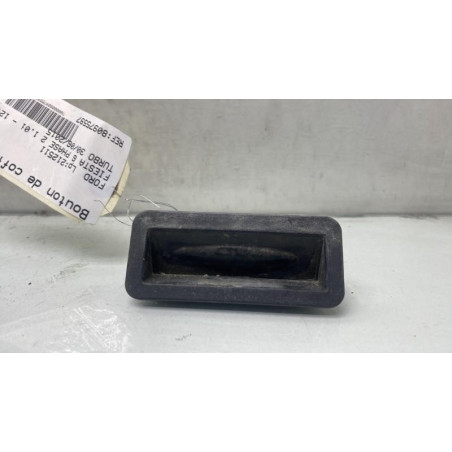 Bouton de coffre FORD FIESTA 6 Photo n°1