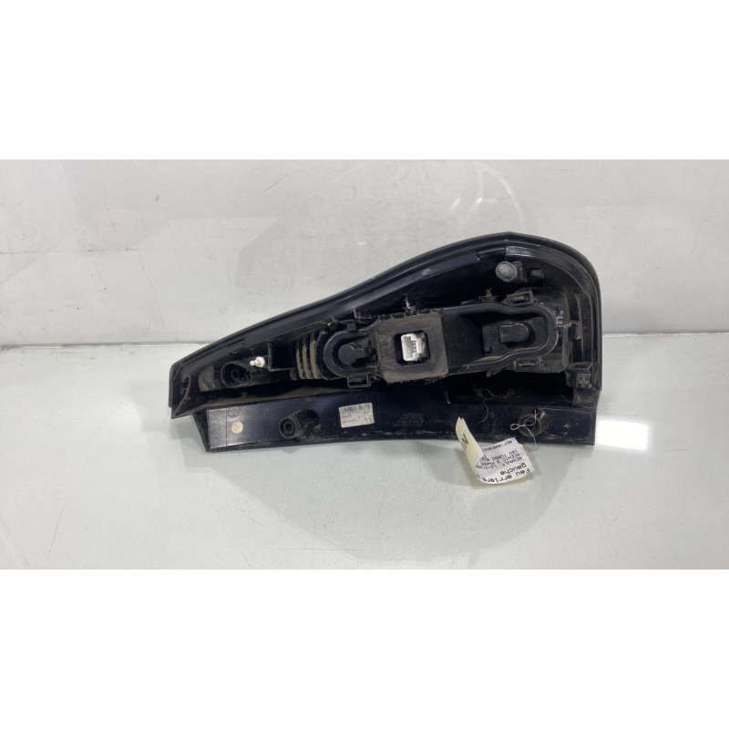 Feu arriere principal gauche (feux) RENAULT SCENIC 3 Photo n°2